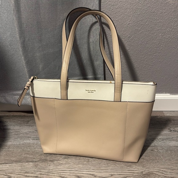Kate Spade Tote - Picture 2 of 4
